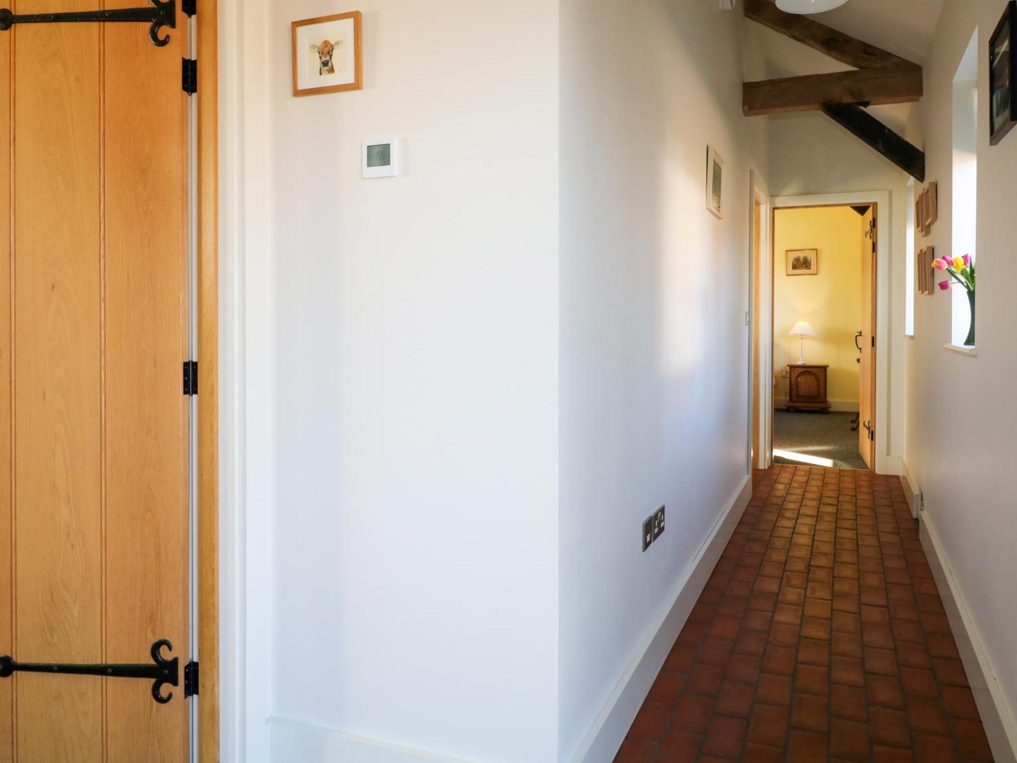 The Cowshed Villa Battle Exterior photo